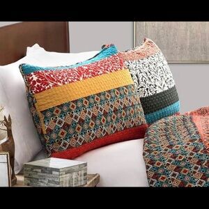☀️ New Set of 2 Queen Size Boho Colorful Shams